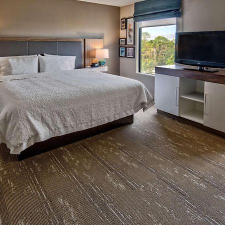 Hampton Inn & Suites Fort Myers Estero Eksteriør bilde