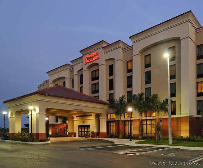 Hampton Inn & Suites Fort Myers Estero Eksteriør bilde